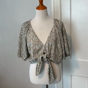 Abercrombie floral tie front top